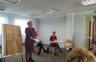 Zdjęcie z galerii Spotkanie pedagogów w Poradni Psychologiczno – Pedagogicznej w Dąbrowie Tarnowskiej